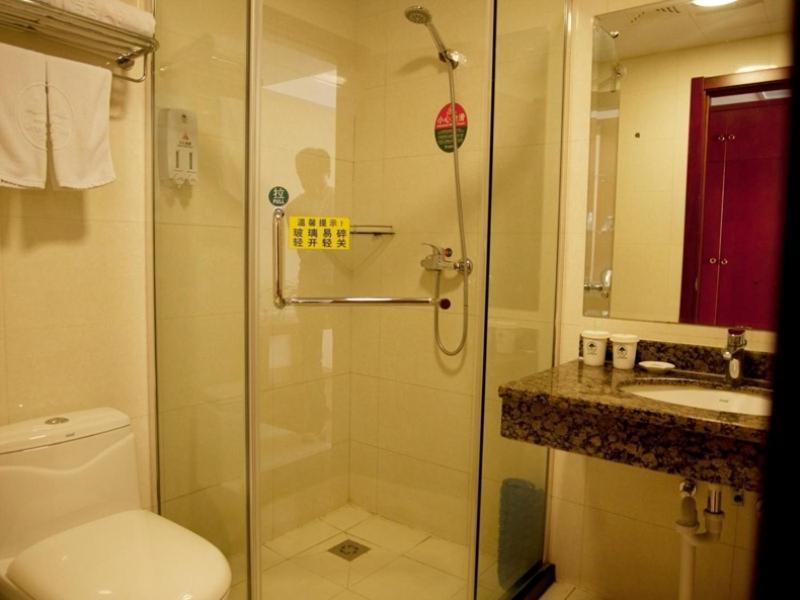 Greentree Inn Shandong Rizhao East Haiqu Road Business Hotel Экстерьер фото